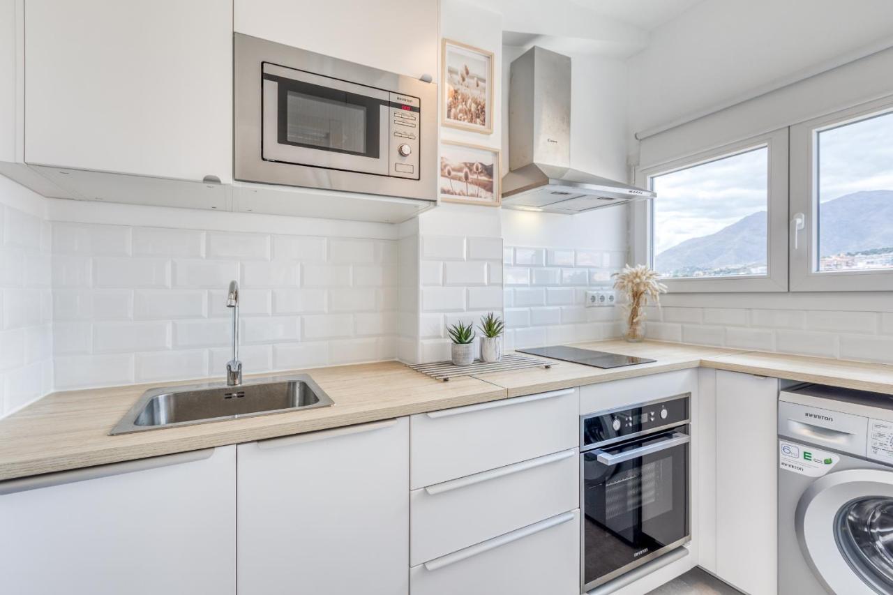 אסטפונה Hanami Avenida De Espana Beach Front - Mountain View מראה חיצוני תמונה