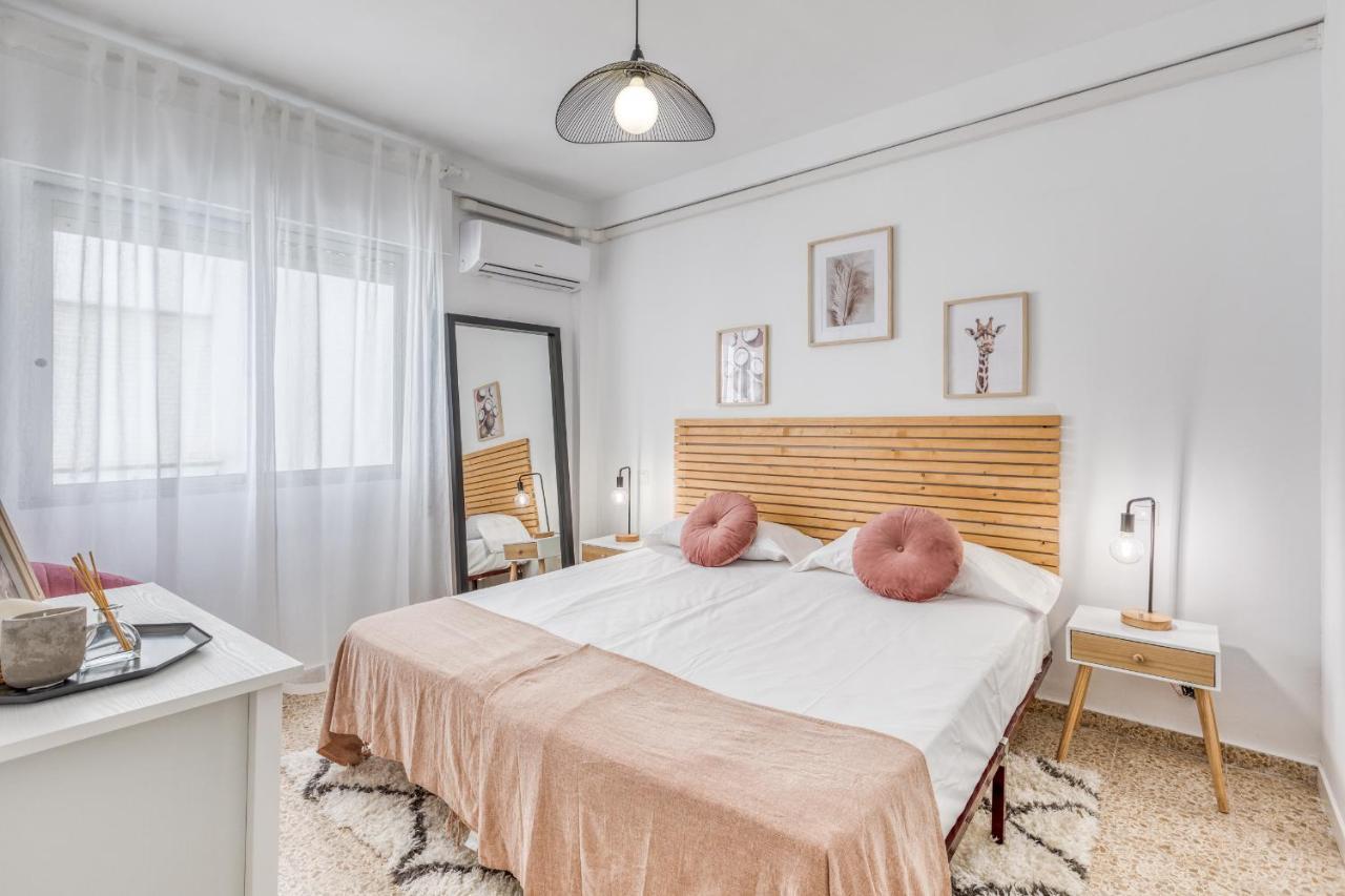 אסטפונה Hanami Avenida De Espana Beach Front - Mountain View מראה חיצוני תמונה