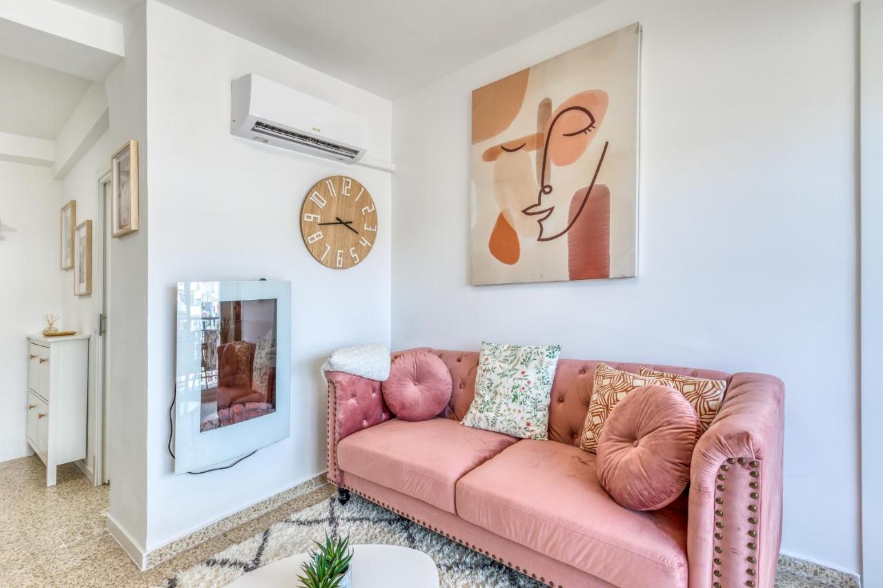 אסטפונה Hanami Avenida De Espana Beach Front - Mountain View מראה חיצוני תמונה